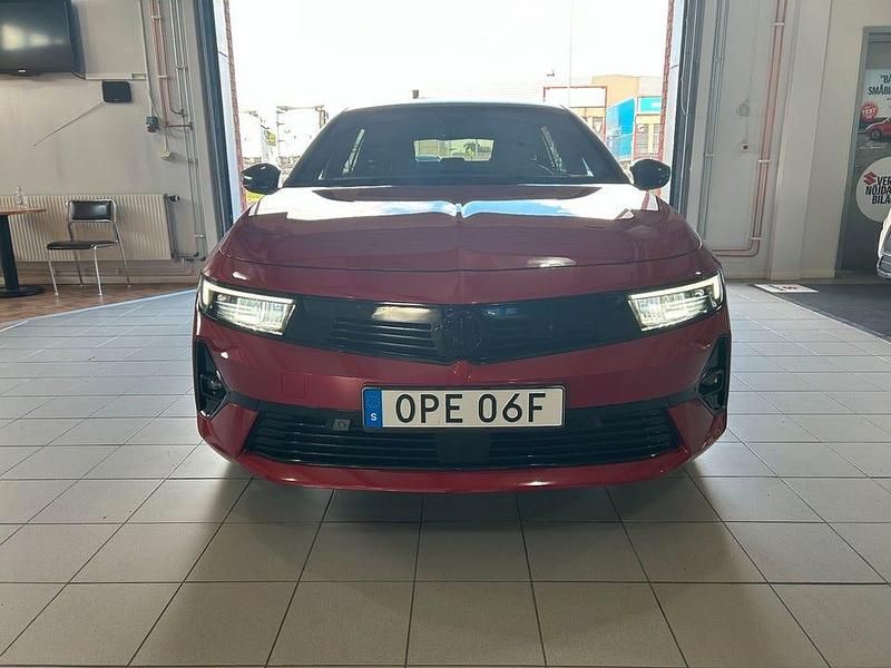 Begagnad Opel Astra 131 HK (96 kW) 2024 Röd Kombi
