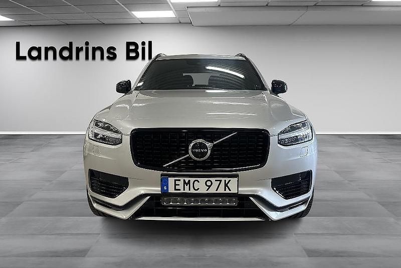Begagnad Volvo XC90 R-Design 303 HK (222 kW) 2021 Silver SUV