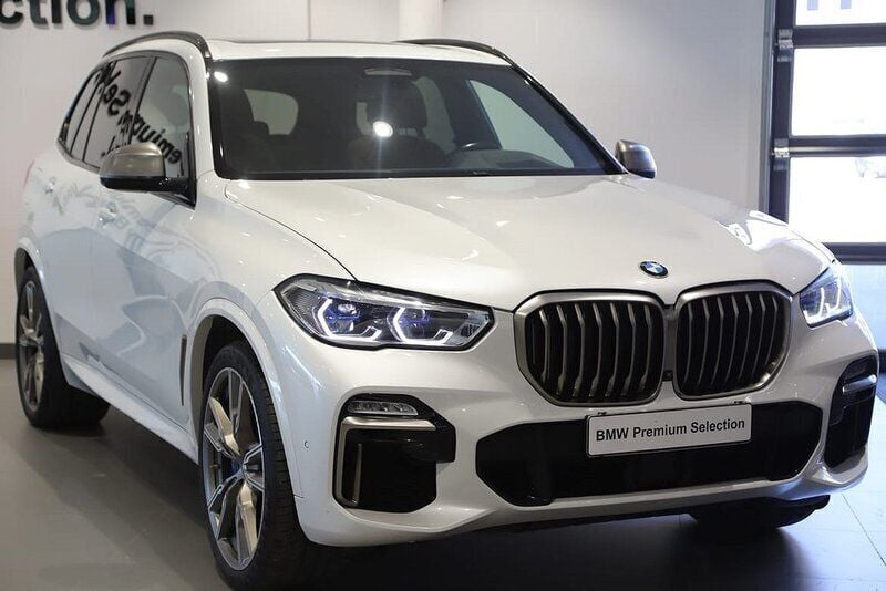 Vit Begagnad 2018 BMW X5 M Sport SUV | 659 000 kr (Bra pris) - Bild 1/3