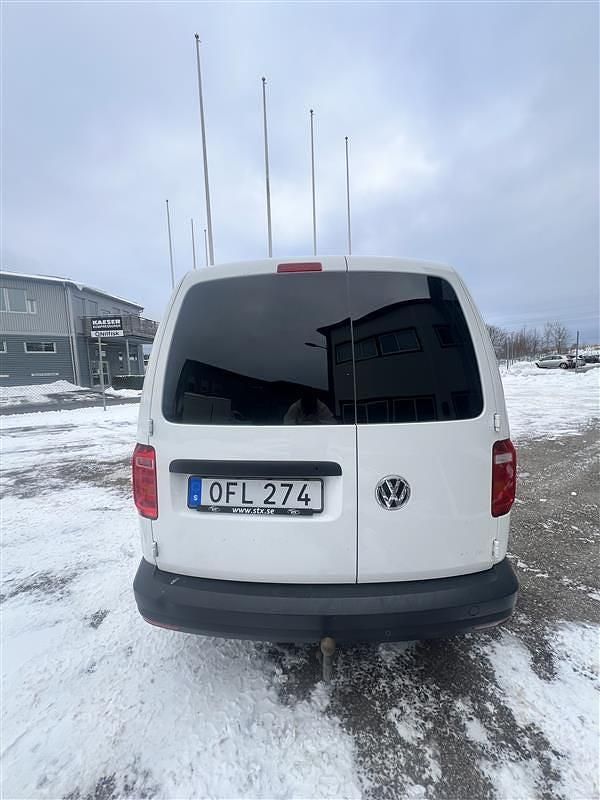 Begagnad VW Caddy Maxi 102 HK (75 kW) 2017 Minibuss