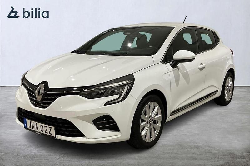 Vit Begagnad 2022 Renault Clio V Intens Halvkombi | 154 900 kr (Marknadspris) - Bild 1/4