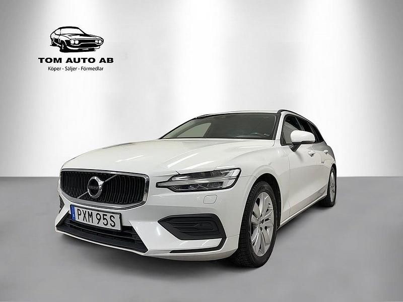 Vit Begagnad 2020 Volvo V60 Momentum Kombi | 199 900 kr (Marknadspris) - Bild 1/4