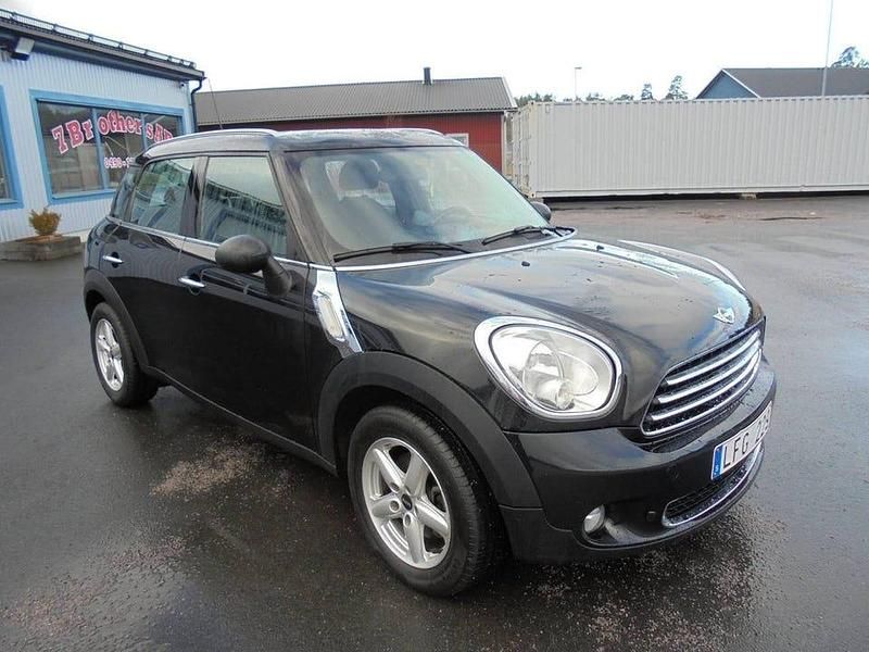 Svart Begagnad 2012 Mini One D Countryman SUV | 129 000 kr - Bild 1/4