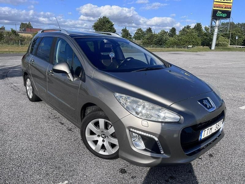 Grå Begagnad 2012 Peugeot 308 Kombi | 25 000 kr (Bra pris) - Bild 1/4