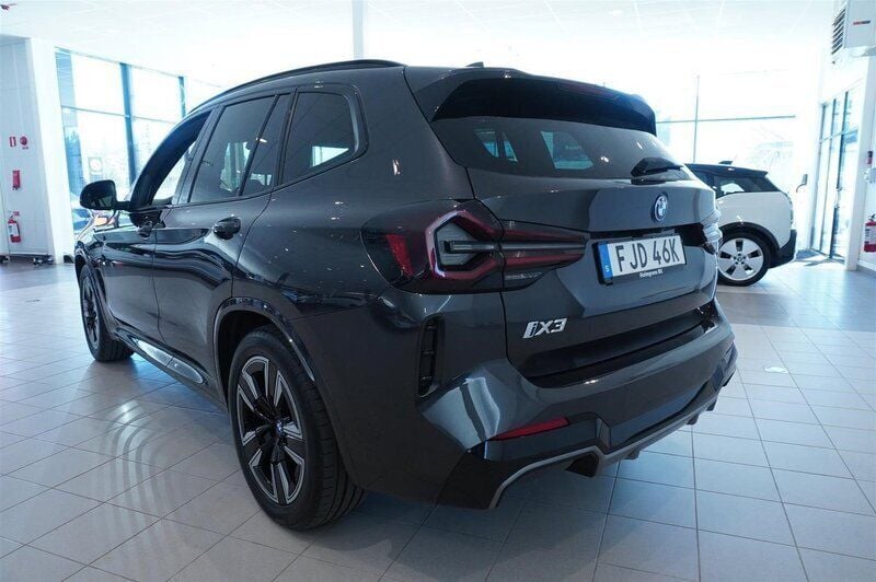 Begagnad BMW iX3 M Sport 210 kW (286 HK) 2022 Okänd SUV