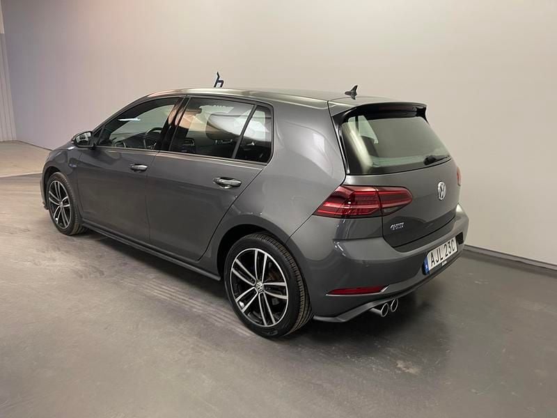 Begagnad VW Golf VII GTE 2020 Grå