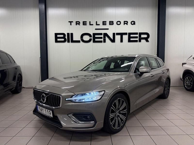 Grå Begagnad 2018 Volvo V60 Inscription Kombi | 259 900 kr (Lite dyr) - Bild 1/4