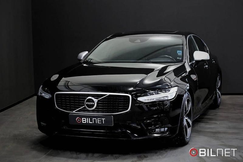Svart Begagnad 2019 Volvo S90 R-Design Sedan | 299 900 kr (Lite dyr) - Bild 1/4