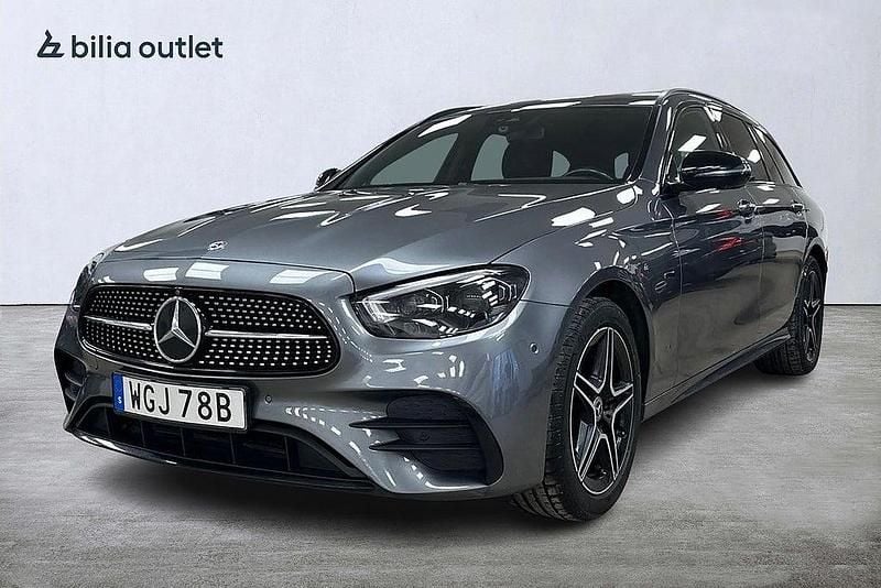 Grå Begagnad 2021 Mercedes E300 AMG line Kombi | 339 900 kr (Lite dyr) - Bild 1/4