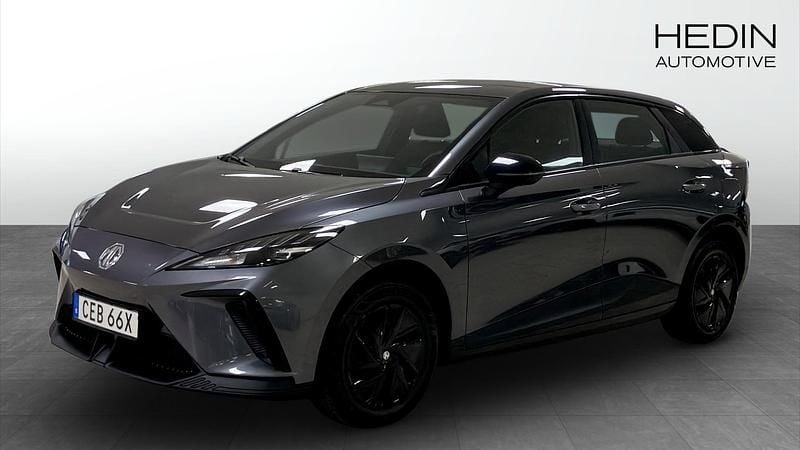 Grå (black) Begagnad 2023 MG MG4 EV Halvkombi | 259 900 kr (Lite dyr) - Bild 1/4