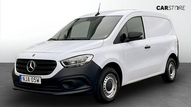 Vit Begagnad 2022 Mercedes Citan 110 Van | 169 900 kr (Marknadspris) - Bild 1/4