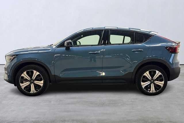 Begagnad Volvo C40 Core 172 kW (234 HK) 2022 Blå SUV
