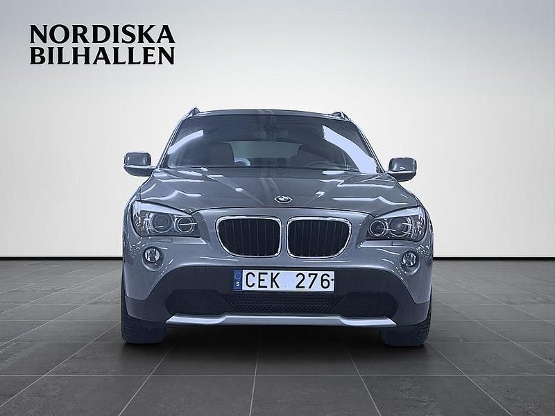 Begagnad BMW X1 177 HK (130 kW) 2010 Grå SUV