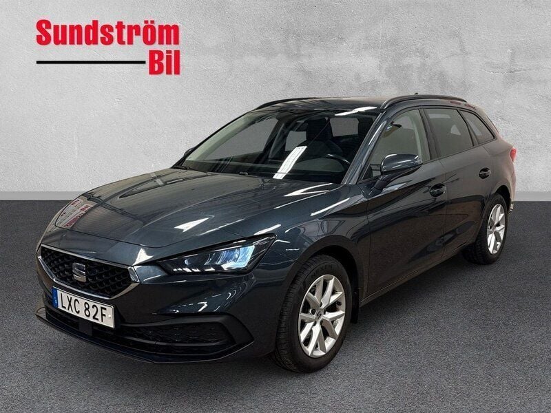Grå Begagnad 2021 Seat Leon ST Style Kombi | 197 900 kr (Marknadspris) - Bild 1/3