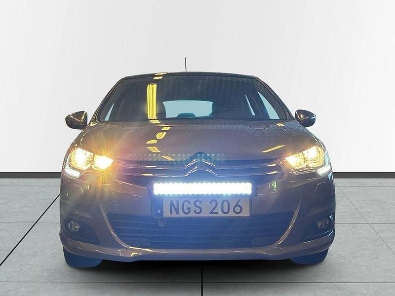 Begagnad Citroën C4 120 HK (88 kW) 2016 Grå Halvkombi