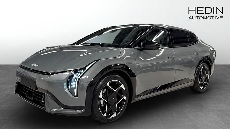 Ny 2026 Kia EV4 GT-Line Halvkombi | 590 646 kr - Bild 1/4