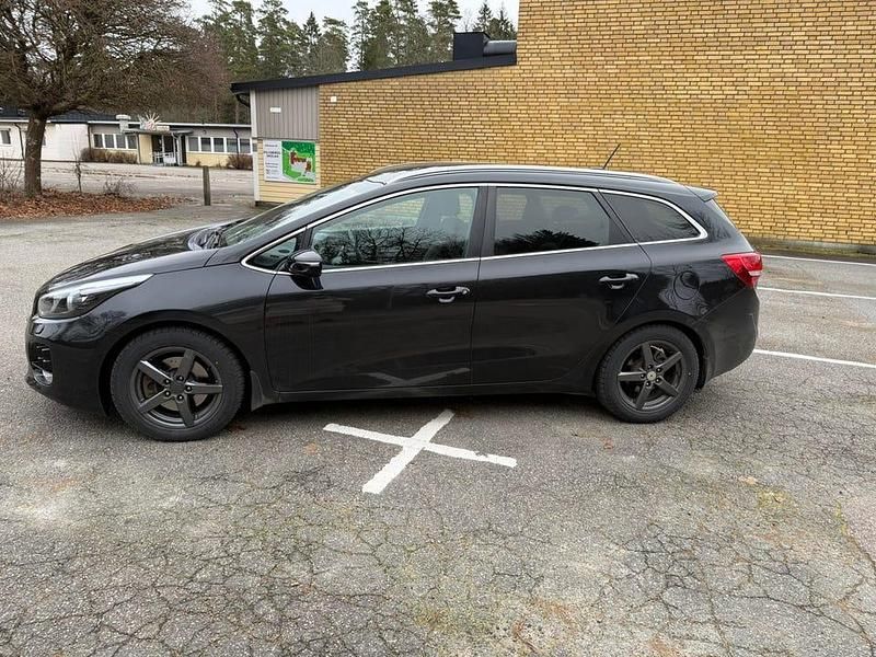 Begagnad Kia Ceed Sportswagon GT-Line 136 HK (100 kW) 2016 Kombi
