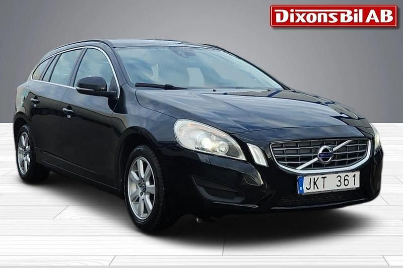 Svart Begagnad 2012 Volvo V60 Momentum Kombi | 89 000 kr (Marknadspris) - Bild 1/4