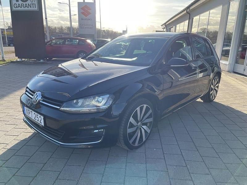 Svart Begagnad 2016 VW Golf VII GT Halvkombi | 148 000 kr (Marknadspris) - Bild 1/4