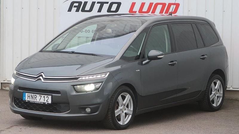 Grå (gråmetallic) Begagnad 2014 Citroën Grand C4 Picasso Minibuss | 79 900 kr (Marknadspris) - Bild 1/4