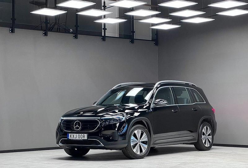 Svart Begagnad 2023 Mercedes EQB300 Progressive SUV | 399 900 kr (Superpris) - Bild 1/3