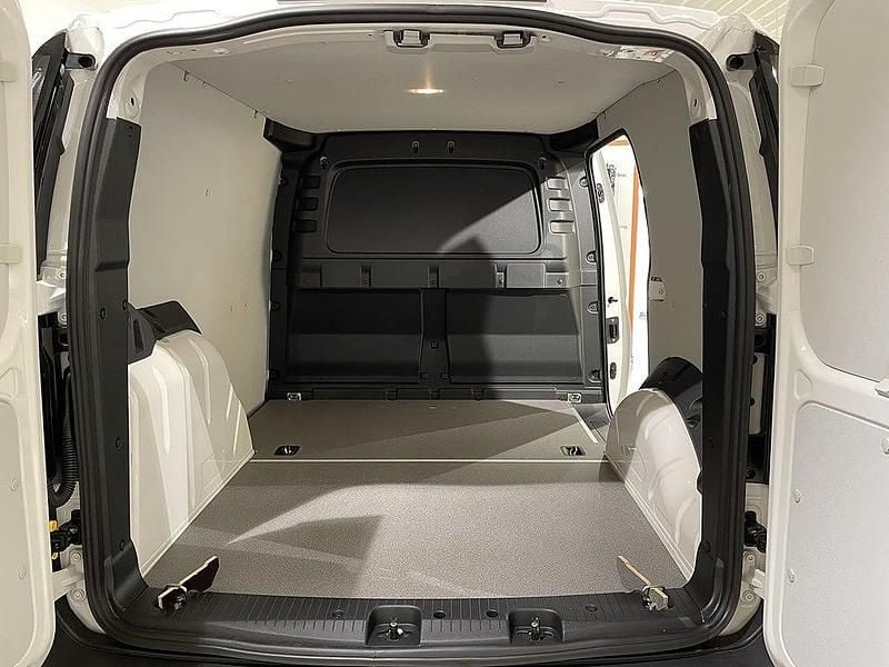 Ny VW Caddy 122 HK (89 kW) 2025 Vit Minibuss
