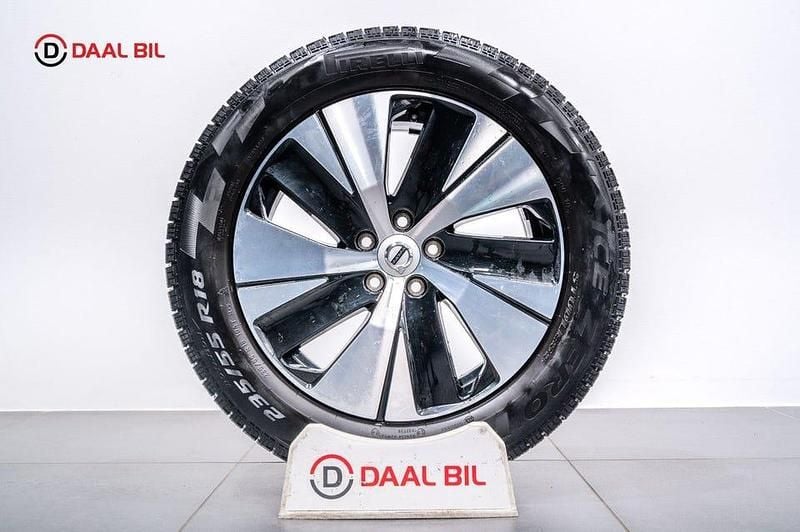 Begagnad Volvo XC40 R-Design 262 HK (192 kW) 2020 Vit SUV