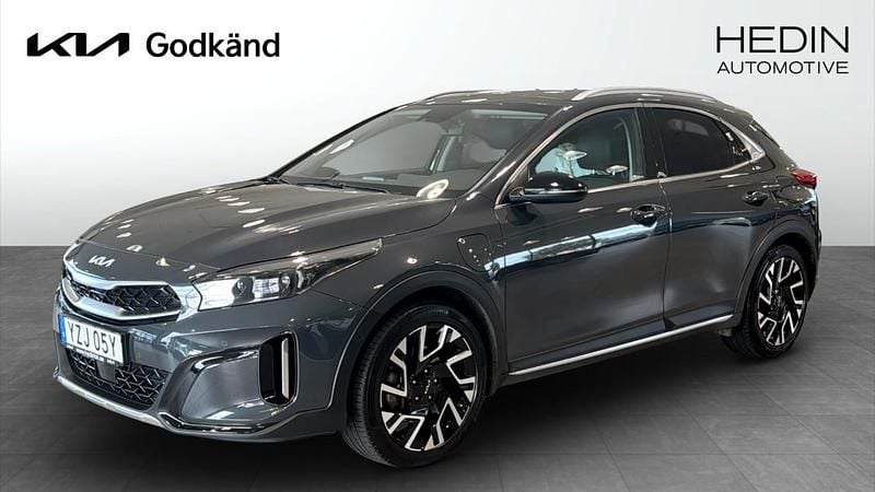 Grå (grey) Begagnad 2023 Kia XCeed 2 SUV | 289 900 kr (Bra pris) - Bild 1/4