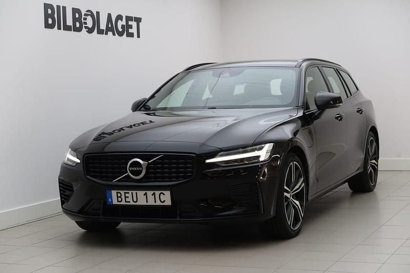 Svart Begagnad 2020 Volvo V60 R-Design Kombi | 289 800 kr (Bra pris) - Bild 1/4