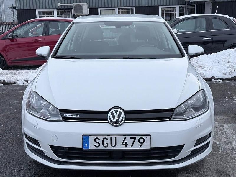 Begagnad VW Golf VII 110 HK (80 kW) 2017 Vit
