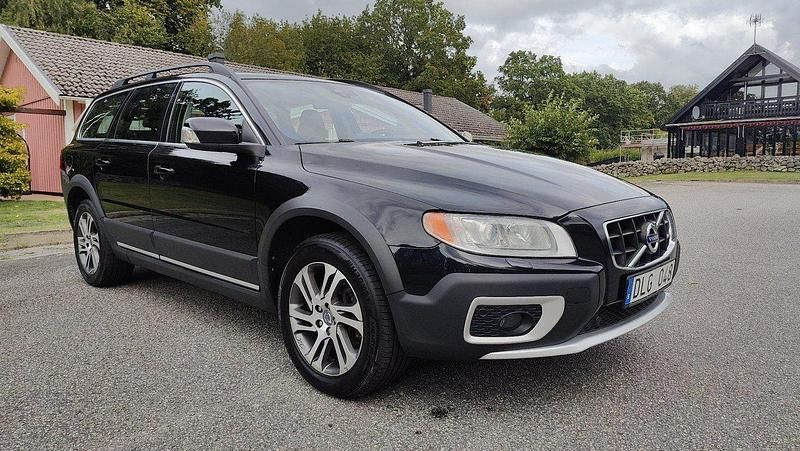 Svart Begagnad 2013 Volvo XC70 SUV | 90 000 kr (Superpris) - Bild 1/4