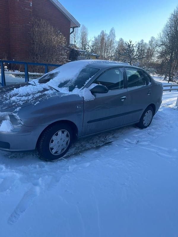 Begagnad Seat Cordoba 75 HK (55 kW) 2006 Sedan