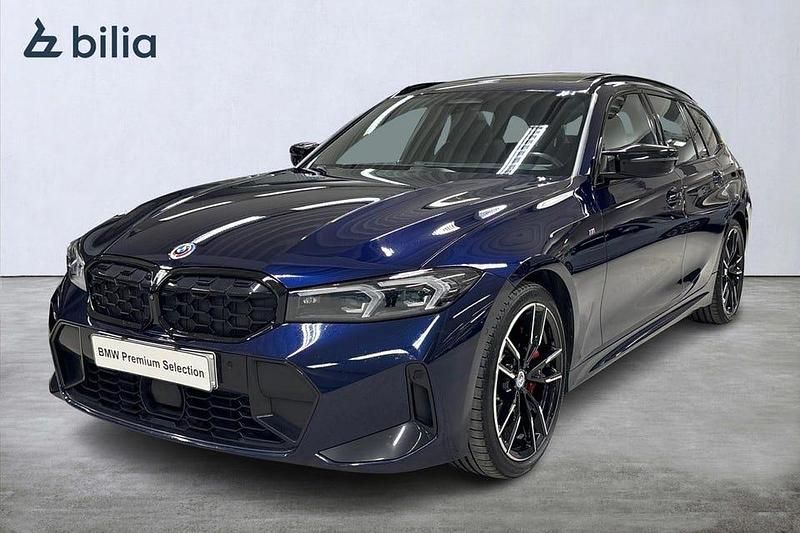 Blå Begagnad 2022 BMW M340 M Sport Sedan | 599 900 kr (Marknadspris) - Bild 1/4
