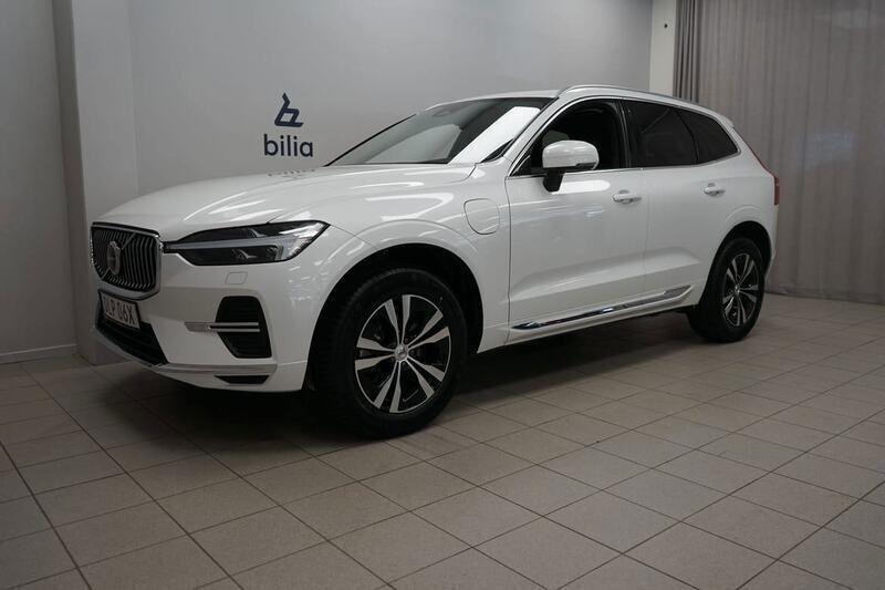 Vit Begagnad 2024 Volvo XC60 Core SUV | 529 900 kr (Bra pris) - Bild 1/3