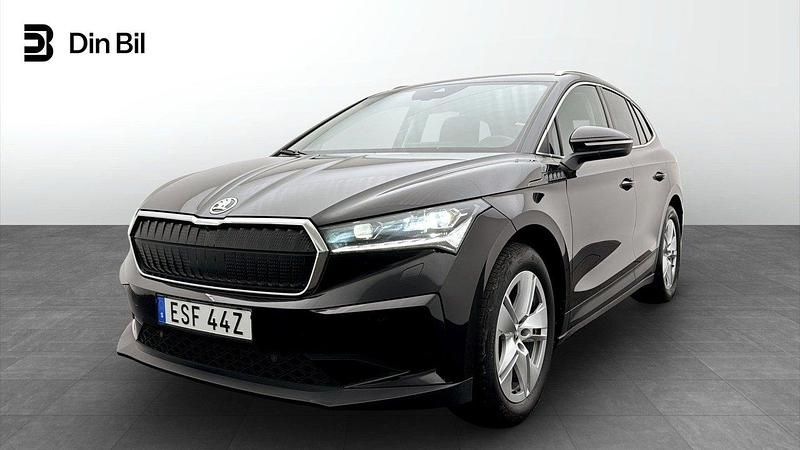 Svart (black magic metallic) Begagnad 2023 Skoda Enyaq iV SUV | 399 900 kr (Marknadspris) - Bild 1/4