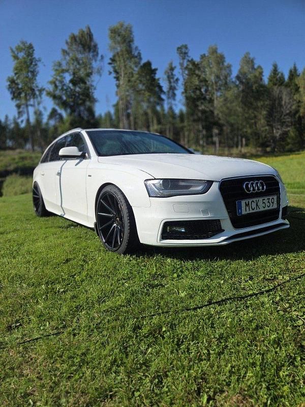 Vit Begagnad 2015 Audi A4 Sport Kombi | 85 000 kr (Dyr) - Bild 1/4