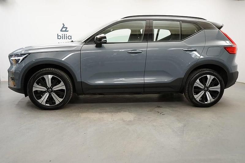 Begagnad Volvo XC40 Plus 185 kW (252 HK) 2022 Grå SUV