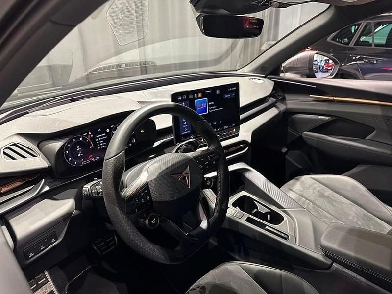 Begagnad Cupra Terramar VZ 275 HK (202 kW) 2025 Svart SUV