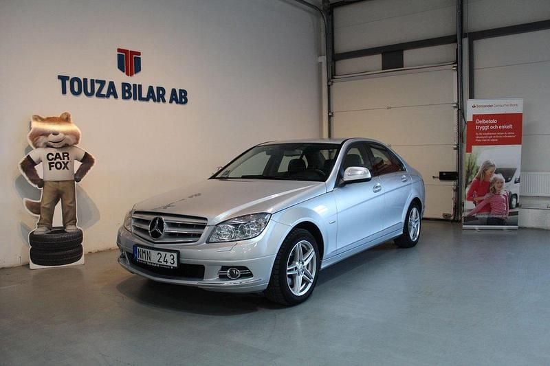 Silver Begagnad 2008 Mercedes C200 Avantgarde Sedan | 87 000 kr (Marknadspris) - Bild 1/4