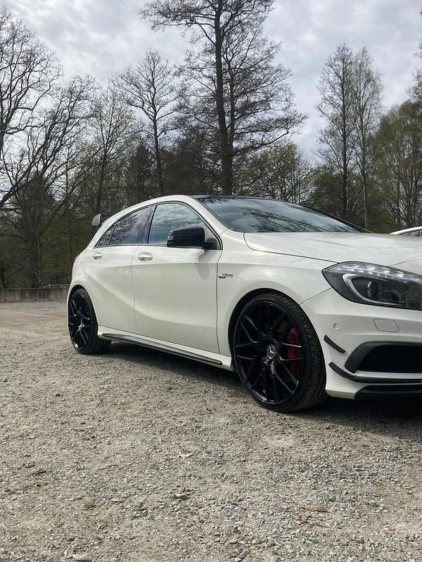 Begagnad Mercedes A45 AMG AMG 360 HK (264 kW) 2014 Halvkombi