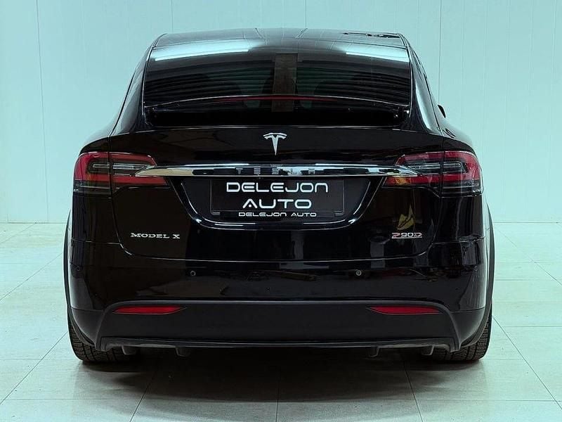 Begagnad Tesla Model X 376 kW (512 HK) 2016 Svart SUV