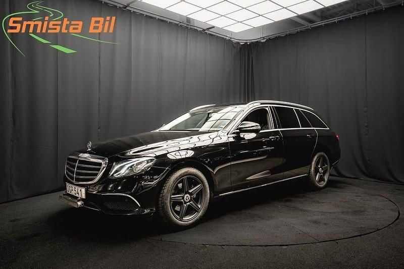 Svart Begagnad 2018 Mercedes E200 Exclusive Kombi | 189 900 kr (Marknadspris) - Bild 1/3