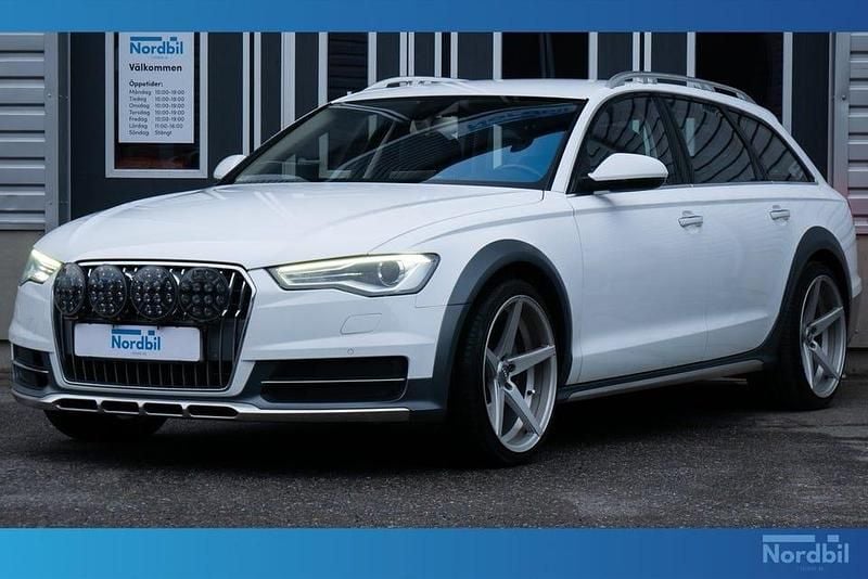 Vit Begagnad 2015 Audi A6 Allroad Ambition Kombi | 169 800 kr (Marknadspris) - Bild 1/4