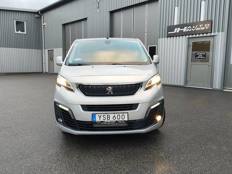Begagnad Peugeot Expert 177 HK (130 kW) 2018 Silver Van