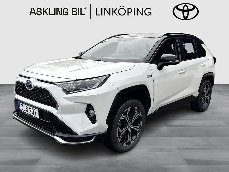 Vit Begagnad 2021 Toyota RAV4 Style SUV | 379 000 kr (Marknadspris) - Bild 1/3