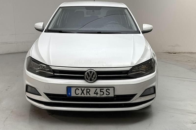 Begagnad VW Polo 95 HK (69 kW) 2020 Vit Halvkombi