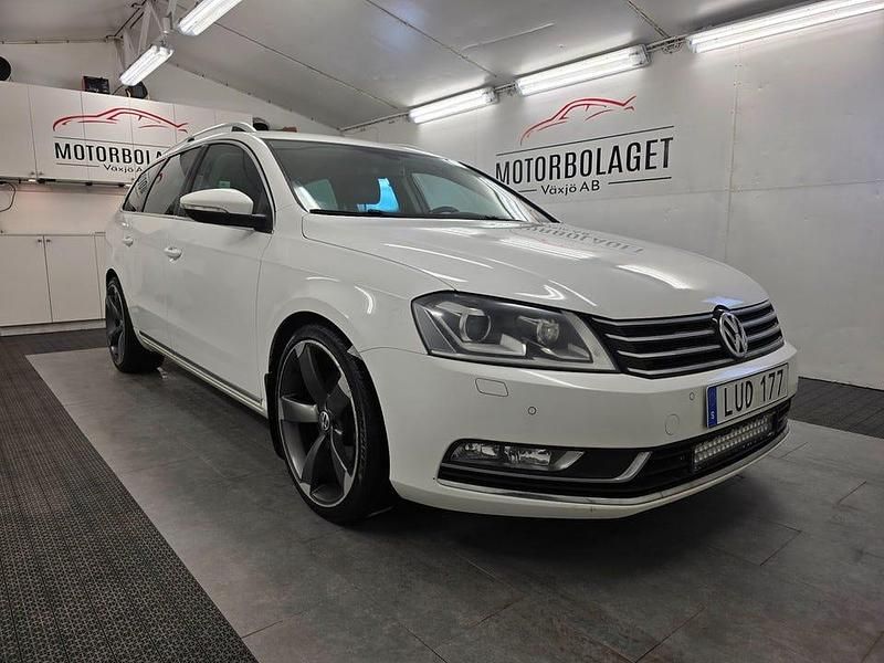 Begagnad VW Passat GT 170 HK (125 kW) 2011 Vit Kombi
