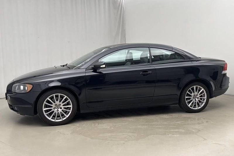 Begagnad Volvo C70 170 HK (125 kW) 2006 Cab