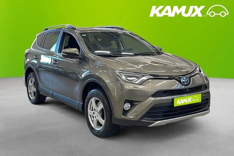 Brun Begagnad 2016 Toyota RAV4 Hybrid Executive SUV | 189 700 kr (Marknadspris) - Bild 1/4