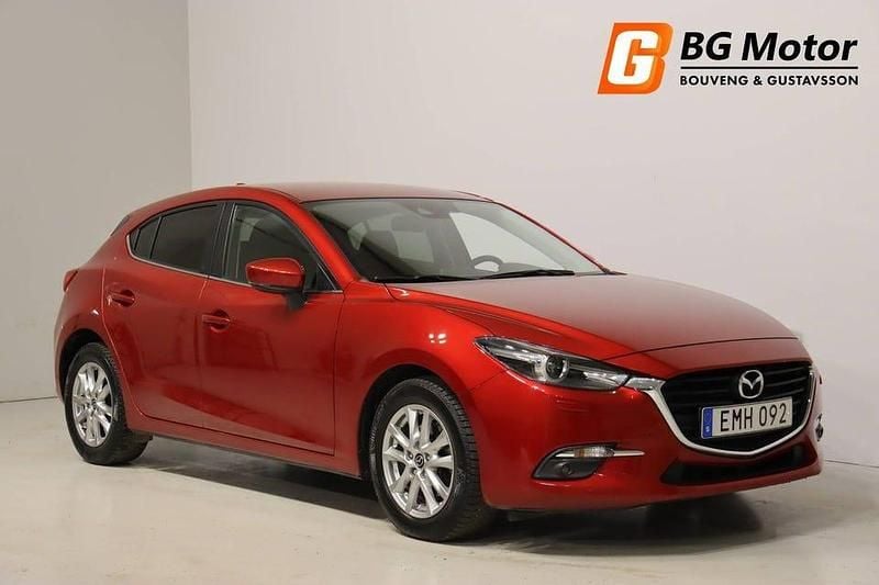 Begagnad Mazda 3 Inclusive 120 HK (88 kW) 2018 Röd Halvkombi